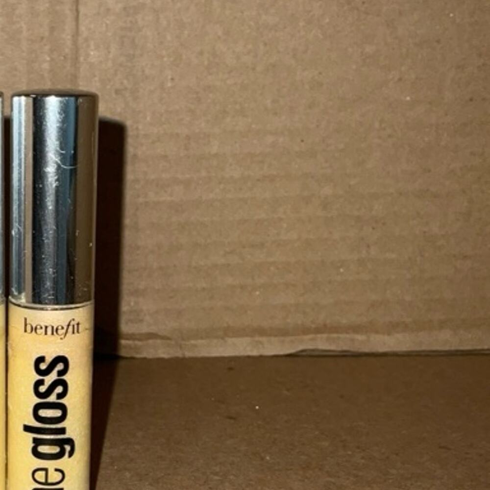 Benefit Cosmetics Lip Gloss Curfew LG14 High Shine Liquid Lip Color